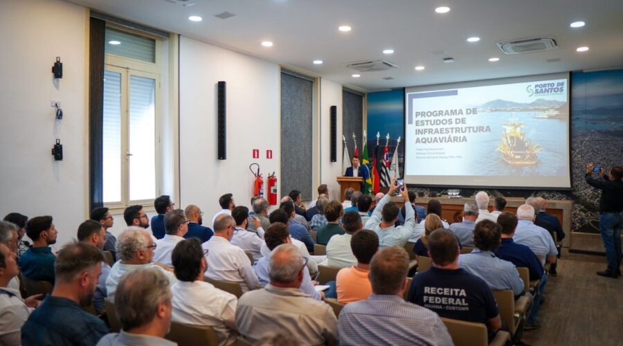 Autoridade Portuária de Santos recebe delegações para estudos sobre navegação em lama fluida; entenda