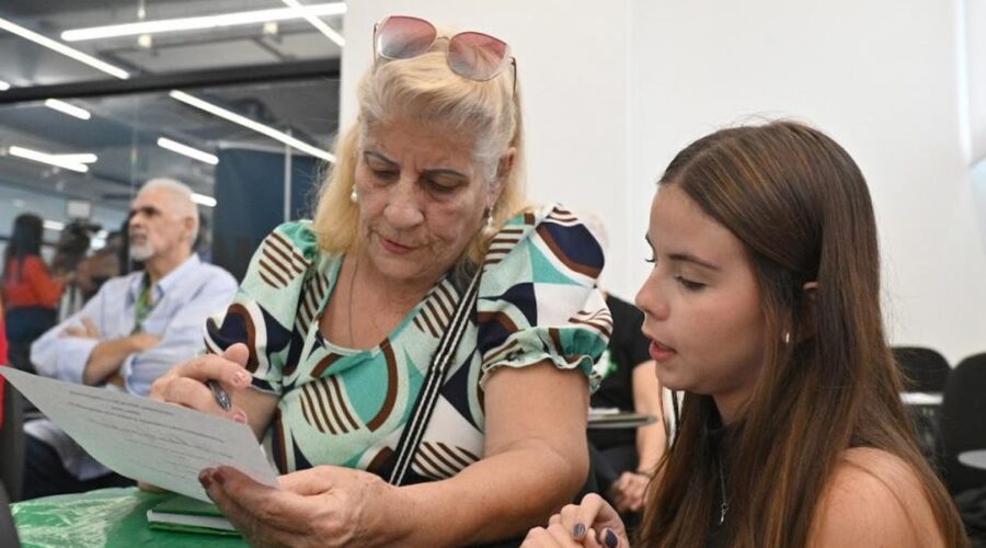 Prefeitura de Santos oferece apoio gratuito para aposentados identificarem descontos indevidos do INSS