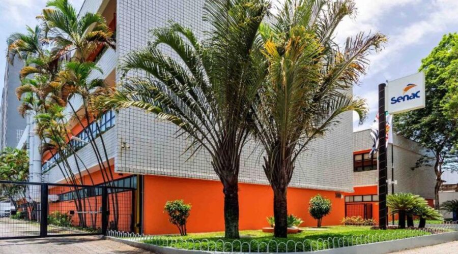 Senac oferece mais de 1900 bolsas de estudo gratuitas na Baixada Santista