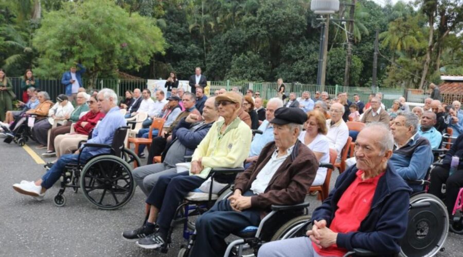 Prefeitura de Santos, SP, assina termo com a Casa do Sol para acolher idosos desospitalizados; entenda
