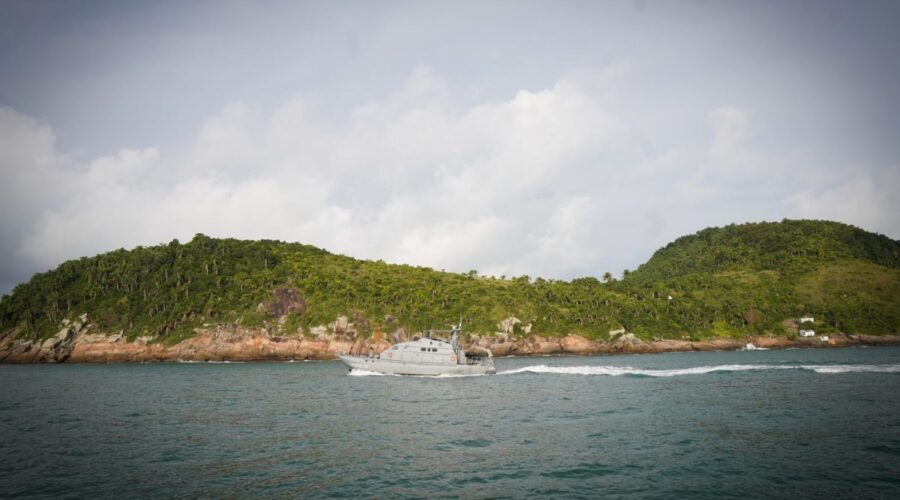 APS e Marinha firmam acordo para implantar sistema de tráfego monitorado na Ilha da Moela, em Guarujá, SP