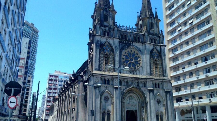 Santos, SP, é a cidade mais católica e com maior diversidade religiosa da Baixada Santista, aponta IBGE