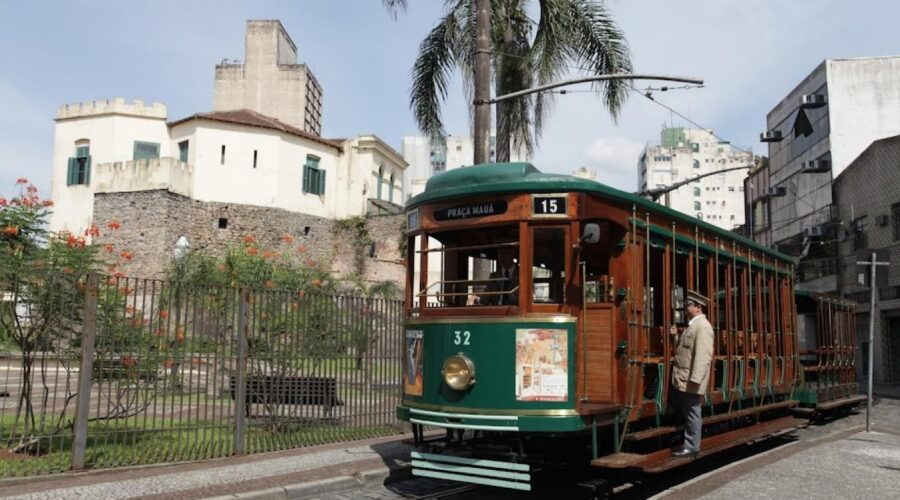 Obras na linha do bonde interditam área no Centro de Santos, SP, até 15 de julho; confira trechos