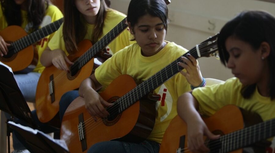 Projeto Guri abre inscrições para mais de 400 vagas para cursos de música; veja como participar