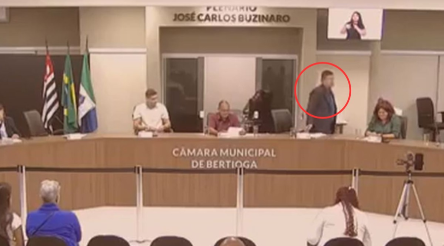 Vereador que se negou a ler projeto de lei LGBTQIA+ é condenado por homofobia