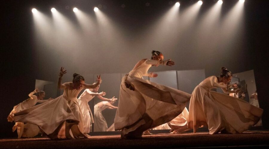 Festival Santista de Teatro começa com homenagem a Plínio Marcos e mais de 30 atrações em Santos