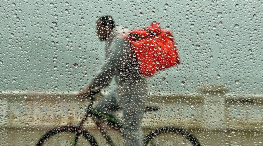 Primavera começa com temporal e terá mudanças bruscas de temperatura por causa da La Niña no litoral de SP