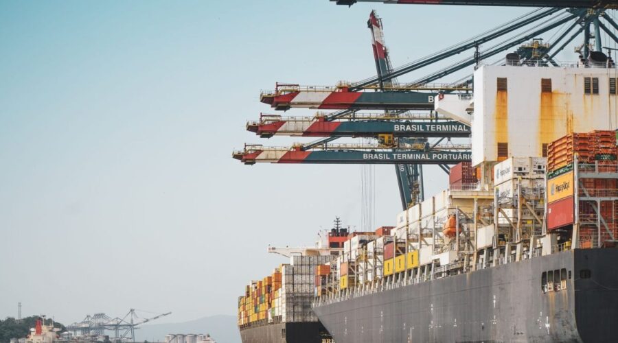 Porto de Santos tem contratos suspensos com duas empresas após decisão da Antaq