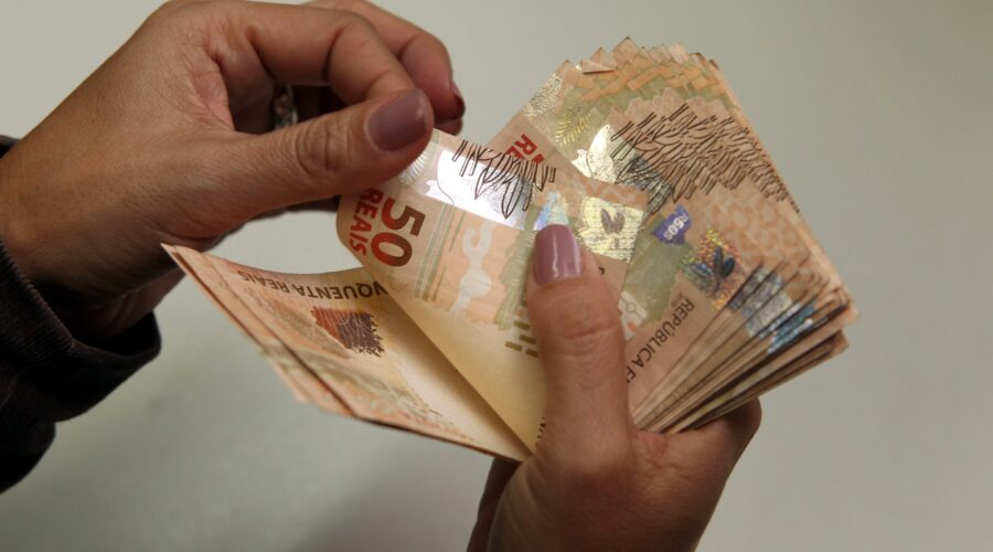 Santos registra alta na inadimplência pelo terceiro mês seguido; entenda