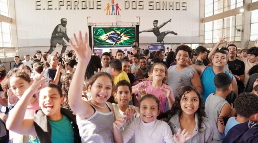 Projeto que fez escola de SP se tornar a 'melhor do mundo' será implantado em 100 unidades