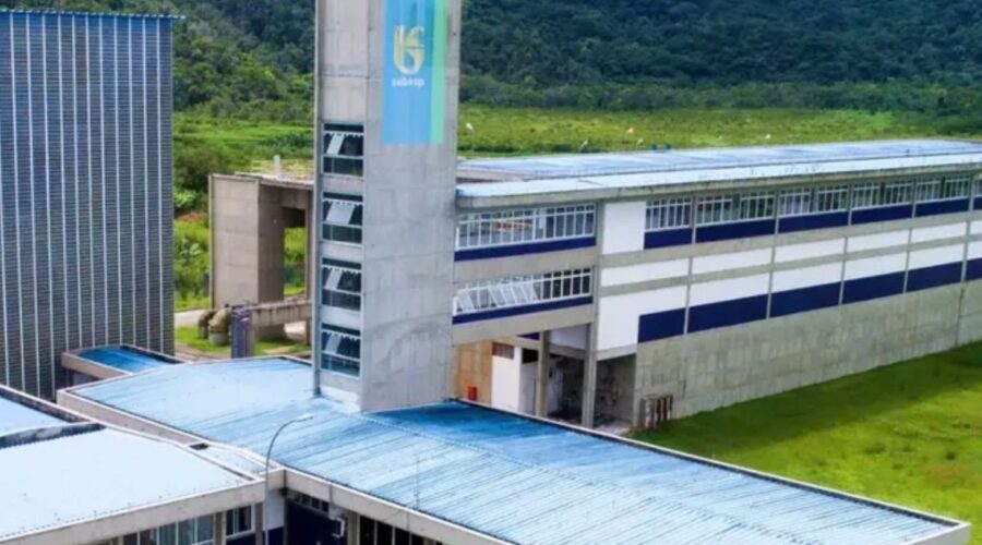 Sabesp identifica média de seis furtos de água por dia na Baixada Santista