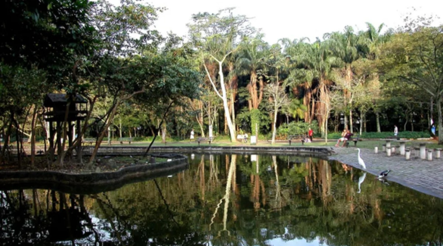 Veja o que abre e o que fecha durante o feriado prolongado em Santos