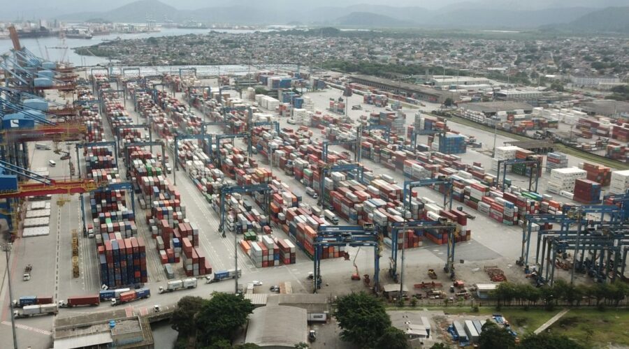 Guarujá, SP, abre 350 vagas para capacitação em logística portuária; veja como se inscrever