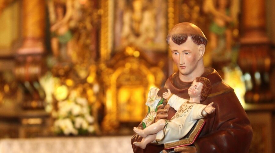 Dia de Santo Antônio é celebrado com missas, procissões e quermesses na Baixada Santista