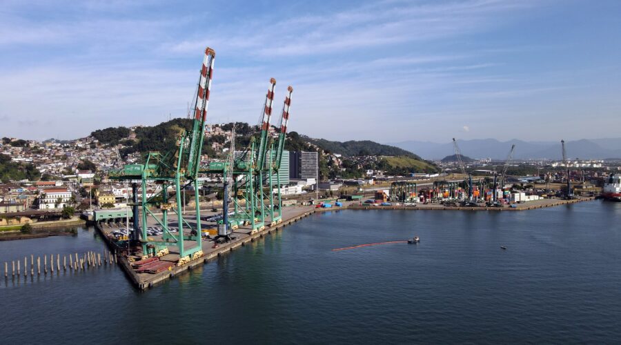 Leilão de megaterminal no Porto de Santos segue suspenso em meio a impasse sobre regras; entenda
