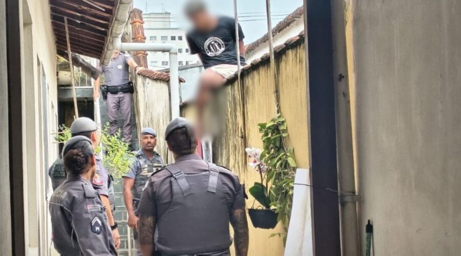 Idosos e cuidadora ficam reféns em assalto no litoral de SP; polícia prende dupla na fuga