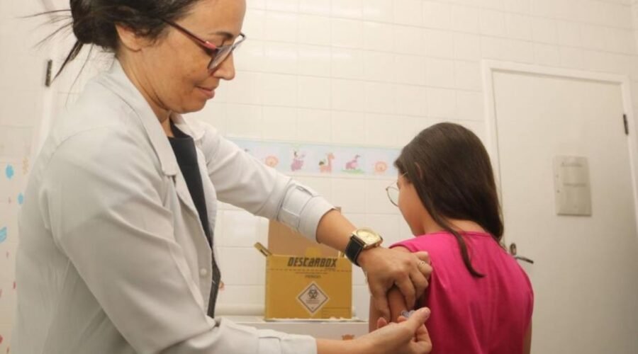 Dia D de multivacinação mobiliza a Baixada Santista; veja onde se vacinar