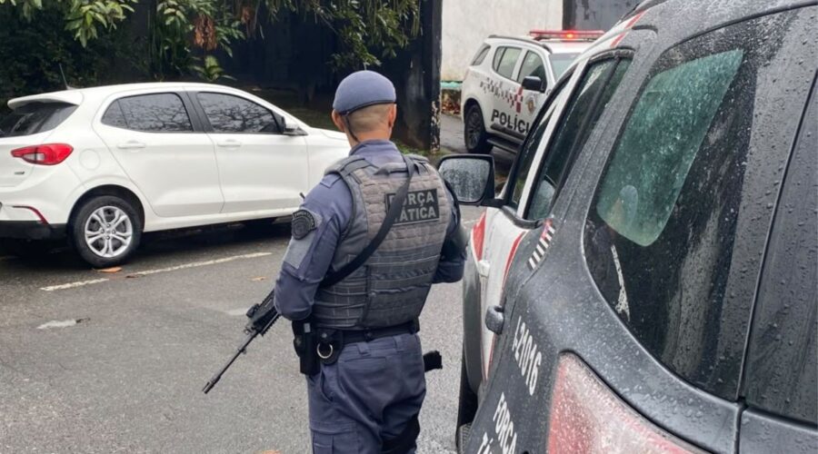 Homem sequestrado envia localização à família e é resgatado pela PM no litoral de SP