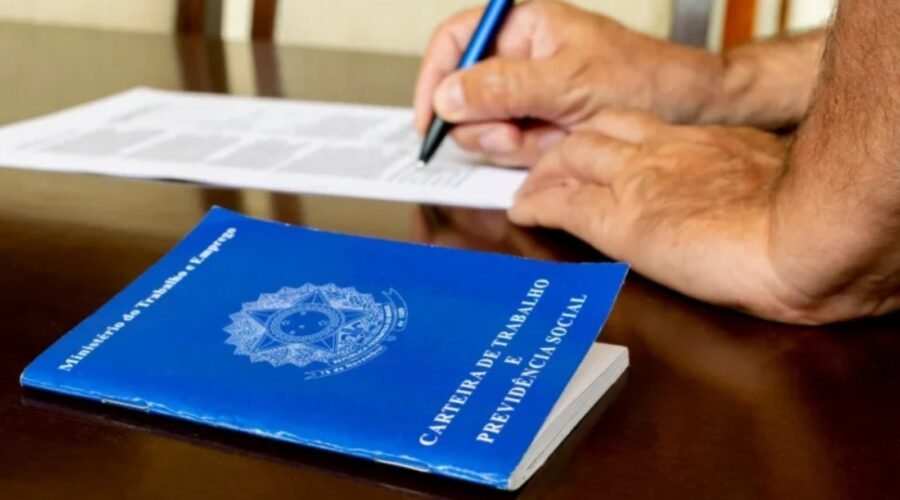 Empresa realiza mutirão de emprego com 70 vagas em Santos; veja como participar
