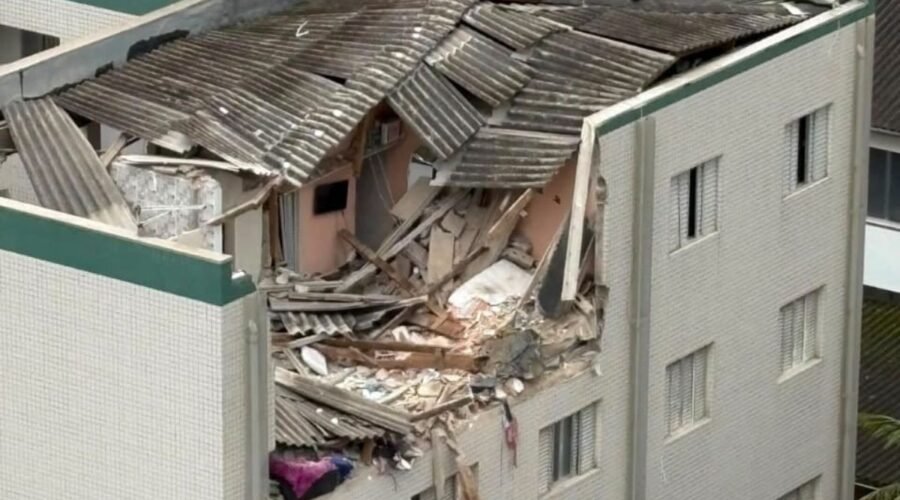 Briga entre vizinhas ocorreu horas antes de explosão de botijão de gás que destruiu imóveis; prédio foi pichado