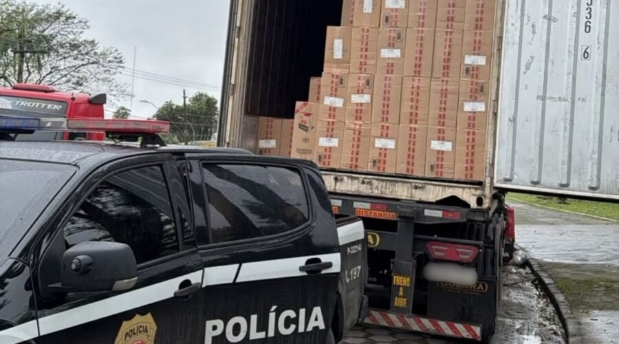 Paraguaio é preso após ser flagrado transportando 10 milhões de cigarros ilegais em SP